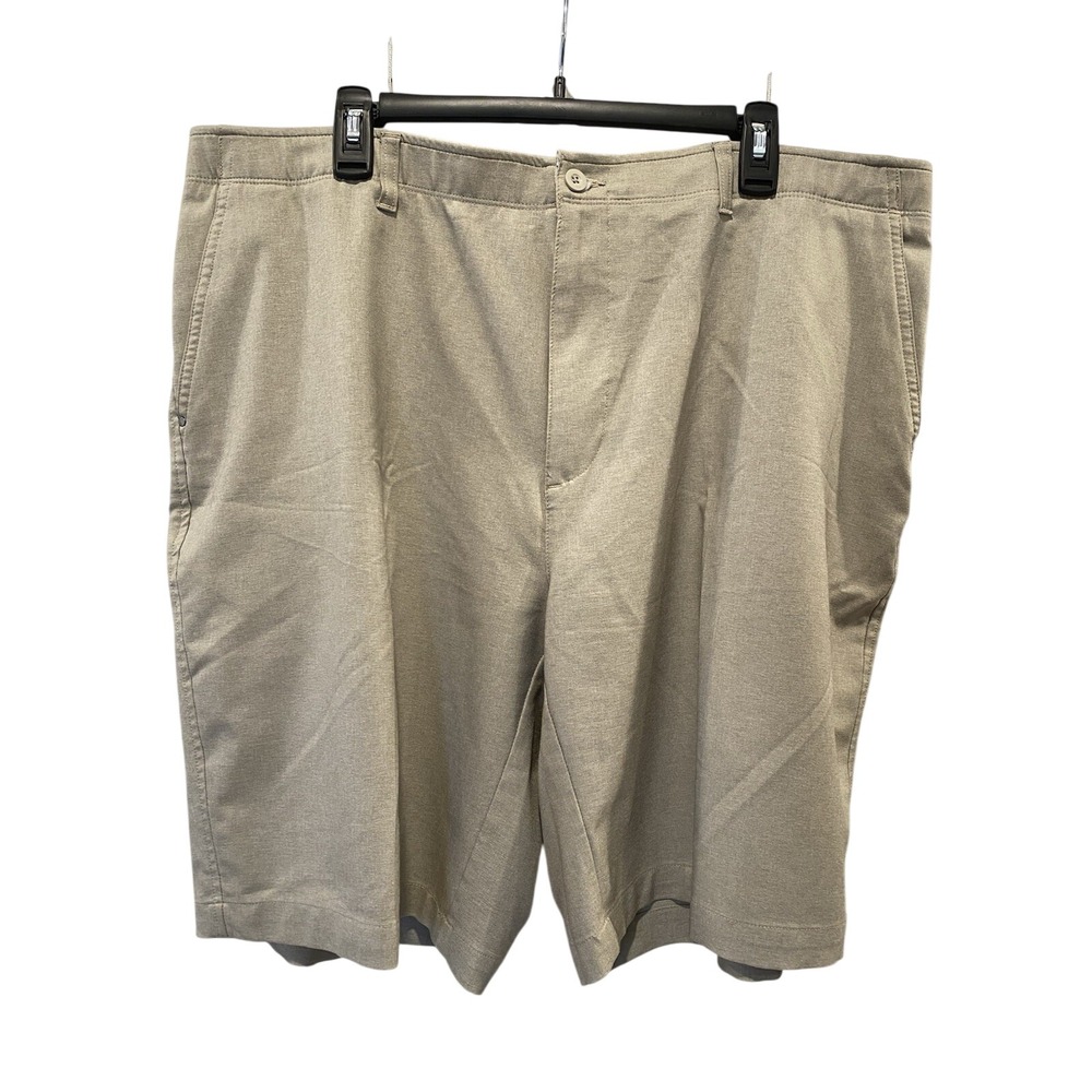 Bolle Tech Bermuda Golf Shorts Men's 40‎ Waist Khaki Tan Flat Front Pockets